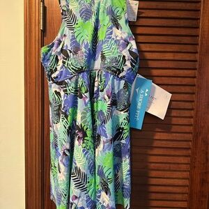 Tropical Print Women's One Piece Swimsuit Size 16 W NWT